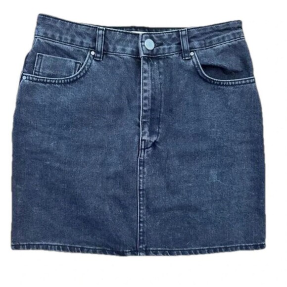 ASOS black jean skirt size 6​ faded mini trendy classic casual coastal cowgirl - Picture 1 of 2
